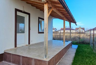 Casă individuală cu 4 camere cu Teren 452 Mp în Săbăreni - 18