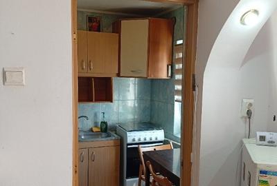 Inchiriez garsoniera ultracentral 2min. de Piata Centrala - 7