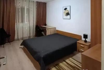 Garsonieră decomandată în Central - 2