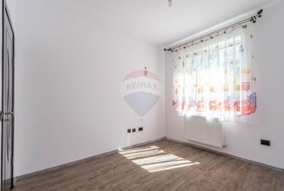 Apartament cu 3 camere semidecomandat în Florești - 11