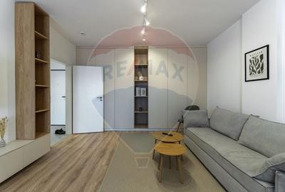 Apartament cu 2 camere decomandat, mobilat în Tractorul - 5