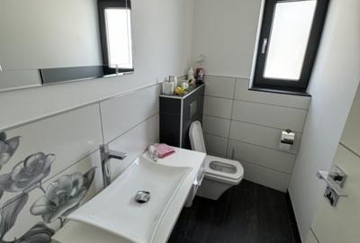 Casa Individuala De Inchiriat, Piscina, 225mp, Zona Teilor - 14