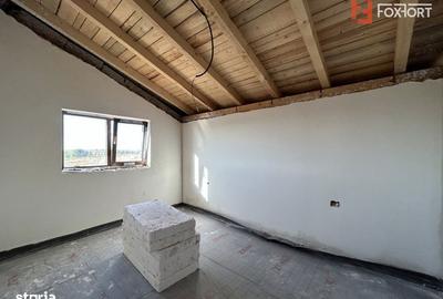 Casă cu 4 camere cu Teren 250 Mp în Sânandrei - 1