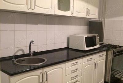 Apartament cu 2 camere decomandat în Calea București