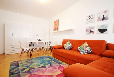 Apartament cu 3 camere decomandat, mobilat în Gară