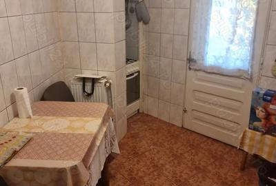Apartament cu 2 camere decomandat în Central - 3