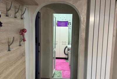 Apartament cu 4 camere decomandat în Săvinești - 3