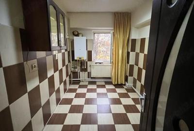 Apartament cu 4 camere decomandat în Central - 5