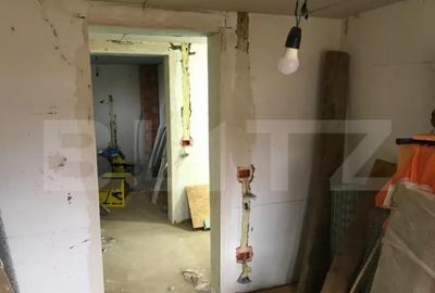 Casă cu 3 camere cu Teren 3400 Mp în Central - 8