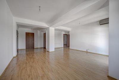 Vanzare apartament 3 camere cu priveliste panoramica superba - 8