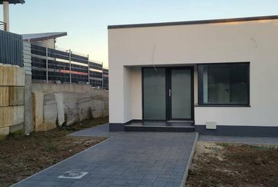 Casă cu 3 camere în Central - 13