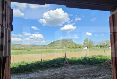 Casă cu 5 camere cu Teren 630 Mp în Simeria - 1