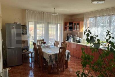 Casă cu 4 camere cu Teren 3800 Mp în Voiniceni - 2