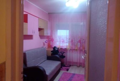 Apartament cu 3 camere decomandat în Cloșca - 4