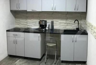 Casă cu 7 camere cu Teren 400 Mp în Central - 14