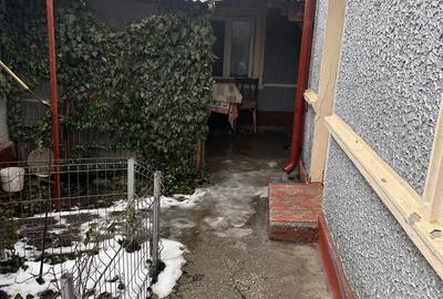 Casă cu 4 camere în Central - 3