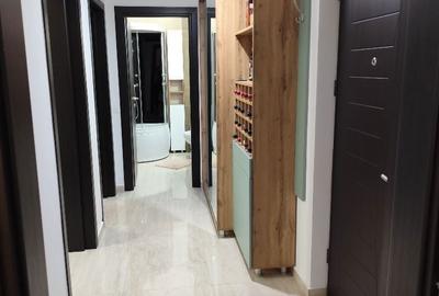 Apartament cu 2 camere decomandat în 9 Mai - 2