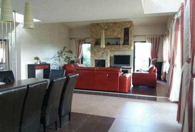 Vila de vanzare,mobilata,zona Ronat Vila de vanzare,mobilata,zona Ronat - 3