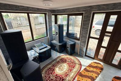 Casă cu 5 camere cu Teren 350 Mp în Ișalnița - 16