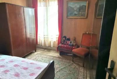 De vanzare, apartament in Piata Mihail Kogalniceanu sect.1 - 2