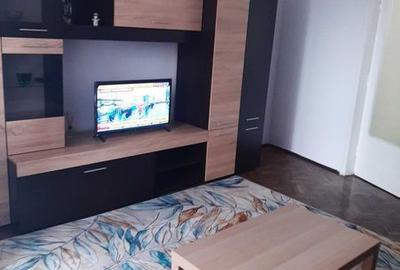 Casă cu 2 camere decomandat cu Teren 50 Mp în Cișmigiu