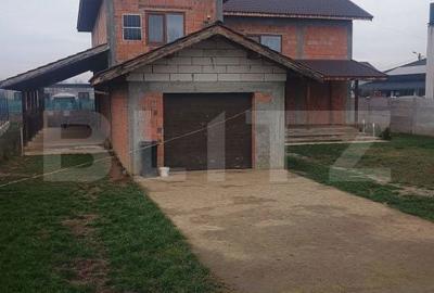 Casă cu 4 camere cu Teren 800 Mp în Primăverii - 4