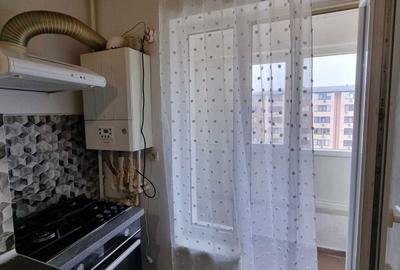 Apartament cu 3 camere decomandat în Militari - 2