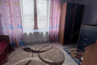 Casă cu 8 camere cu Teren 700 Mp în Rădăuți - 9