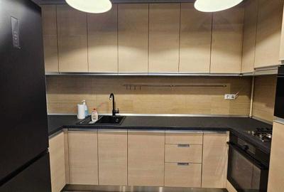 Apartament cu 3 camere nedecomandat, mobilat în Central - 4