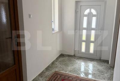 Casă cu 4 camere cu Teren 1000 Mp în Central - 10