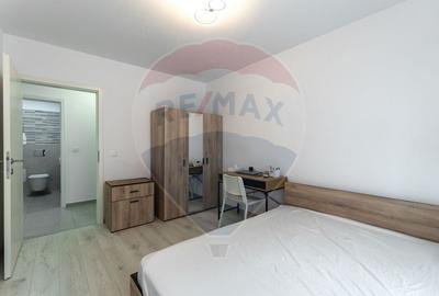 Apartament cu 3 camere decomandat, mobilat în Tractorul - 12