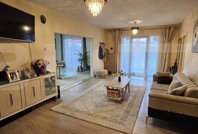 Casă cu 3 camere cu Teren 1212 Mp în Central