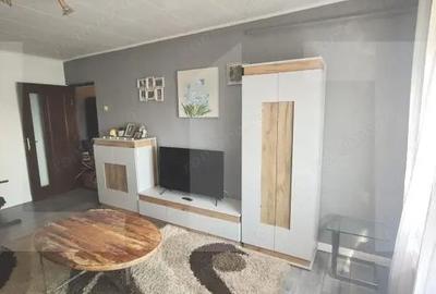 Apartament cu 2 camere decomandat în Alfa - 3