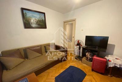 Apartament 3 camere, decomandat, centrala proprie, Girocului - 2
