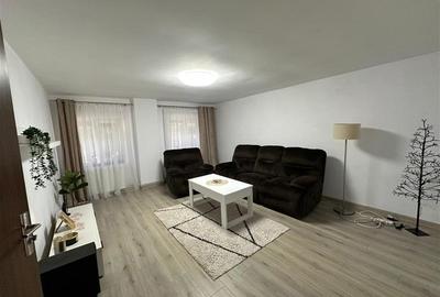 Apartament cu 3 camere decomandat, mobilat în Central - 1