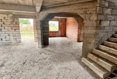 Casă cu 7 camere cu Teren 1106 Mp în Dej - 11