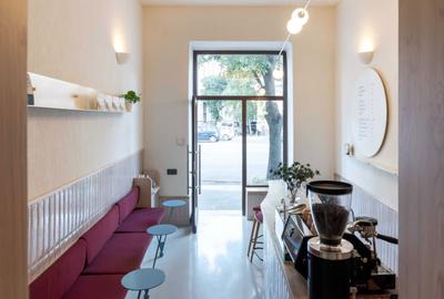 Spațiu comercial, de 21 mp, în Central - 8