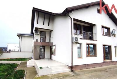 Casă cu 7 camere cu Teren 1170 Mp în Cârcea - 3