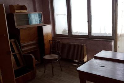 Apartament cu 2 camere semidecomandat în Independenței - 3