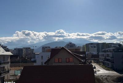 Apartament cu 4 camere în Tractorul - 15