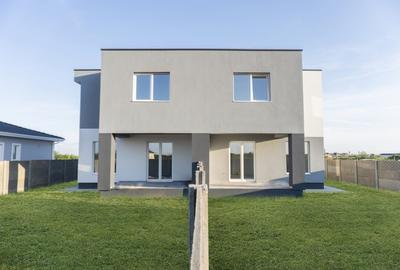 Duplex cu 4 camere cu Canalizare în Remetea Mare - 22