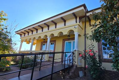 Casă cu 6 camere în Exterior Nord