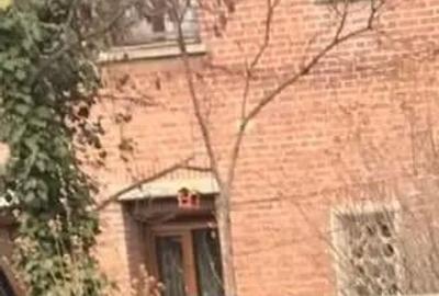 Apartament cu 3 camere decomandat în Central - 1