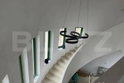 Casă cu 3 camere cu Teren 450 Mp în Central - 3