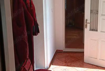 Casă cu 3 camere cu Teren 644 Mp în Bucșești - 1