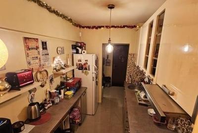 Apartament de 3 camere Basarabia - 1