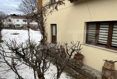Casă cu 3 camere cu Teren 1300 Mp în Central - 7