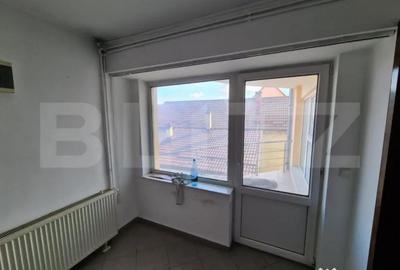 Casă cu 7 camere cu Teren 756 Mp în Central - 4