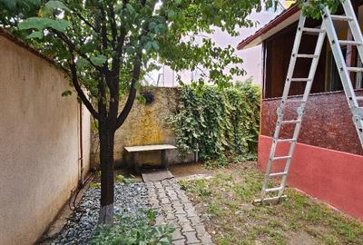 Casă cu 4 camere cu Teren 310 Mp în Clinceni - 1