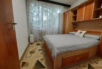 Apartament cu 3 camere decomandat în Drumul Taberei - 5